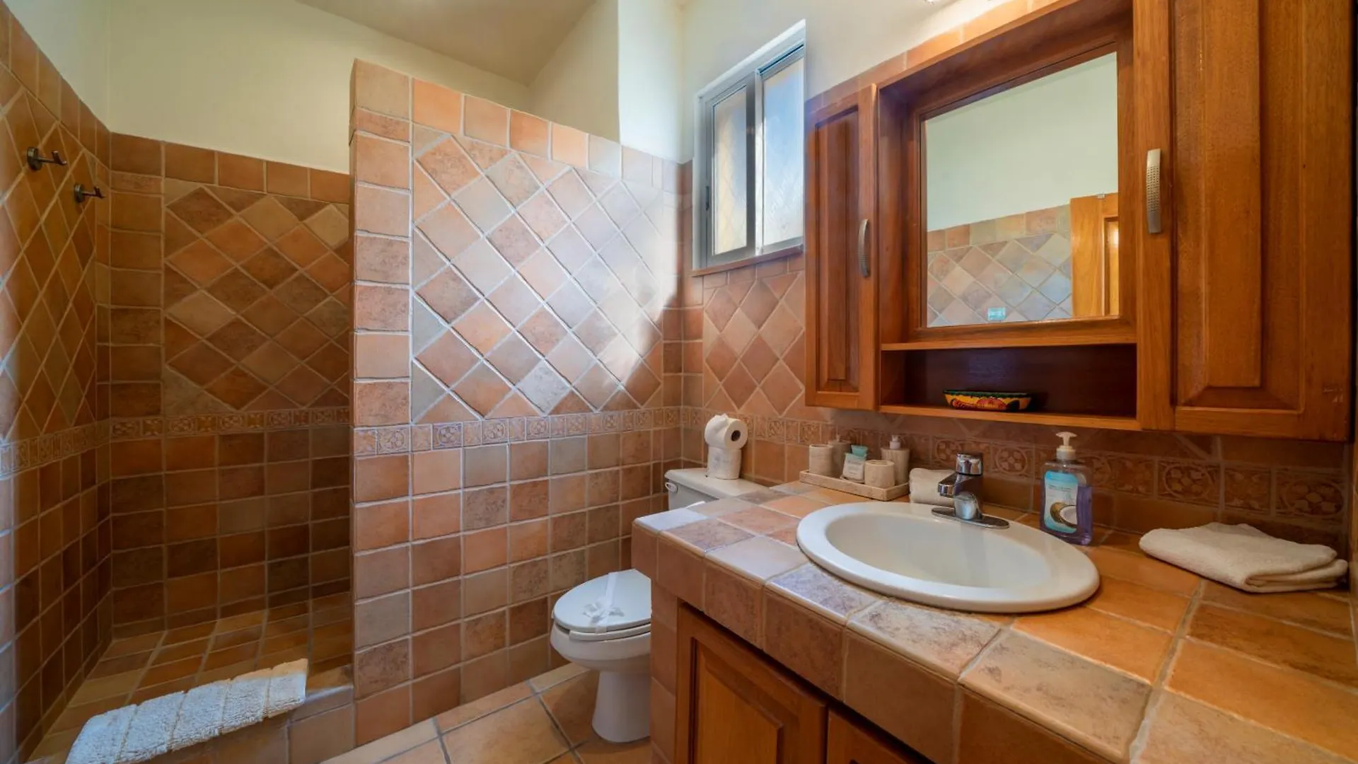 Апартаменты Classic Condo On 5Th Avenue , Steps From The Beach - Mclaren Плая-дель-Кармен